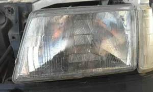 Peugeot 205 Lampa przednia 6204A4