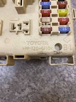 Toyota Avensis T220 Module de fusibles PPT20GF10