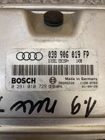 Audi A4 S4 B6 8E 8H Moottorin ohjainlaite/moduuli 038906019FP