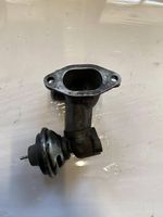 Audi 80 90 S2 B4 EGR-venttiili 028129637E