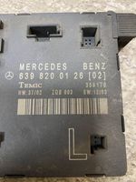 Mercedes-Benz Vito Viano W639 Durų elektronikos valdymo blokas 6398200126