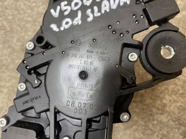 Volvo V50 Moteur d'essuie-glace arrière 0390201875