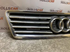 Audi A6 Allroad C5 Grille calandre supérieure de pare-chocs avant 4Z7853651