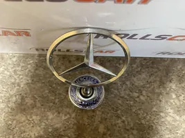 Mercedes-Benz E W211 Valmistajan merkki/logo/tunnus 