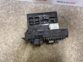 Mercedes-Benz E W211 Module de fusibles 2115453801