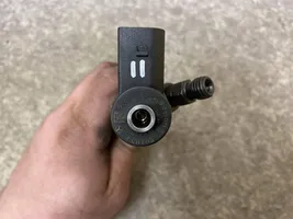 Mercedes-Benz E W211 Injecteur de carburant A6480700487