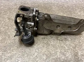 Volkswagen Golf IV EGR-venttiili/lauhdutin 038131063C