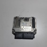 Volkswagen Caddy Calculateur moteur ECU 03G906021AR