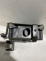 Volkswagen Golf V Central locking vacuum pump 1K0906279B