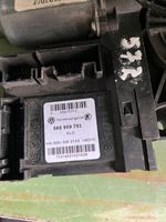 Volkswagen Touran II Front door window regulator motor 5K0959793