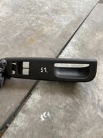 Volkswagen PASSAT B5 Front door window switch trim 3B1867171D