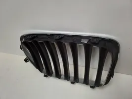 BMW X1 E84 Maskownica / Grill / Atrapa górna chłodnicy 2993307