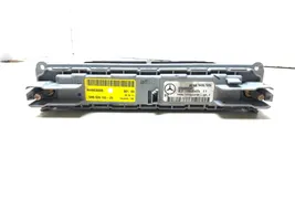 Mercedes-Benz C W204 Scambiatore elettrico riscaldamento abitacolo A2048300461