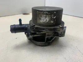 Renault Megane II Vacuum pump 