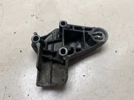 Renault Laguna I Engine mount bracket 8200015230