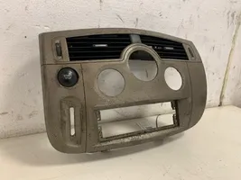 Renault Scenic II -  Grand scenic II Griglia di ventilazione centrale cruscotto 8200140720