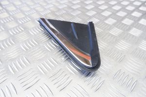 Toyota Corolla E210 E21 Rivestimento dell’estremità del parafango 6011802250