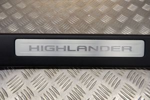 Toyota Highlander XU70 Listwa progowa przednia 679130E110