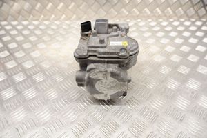 Lexus RX 450H Compressore aria condizionata (A/C) (pompa) 0422000464