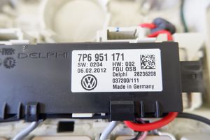 Volkswagen Touareg II Illuminazione sedili anteriori 7P6951171