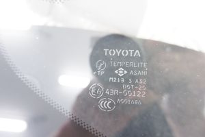 Toyota Land Cruiser (J120) Fenêtre latérale avant / vitre triangulaire 627106A080