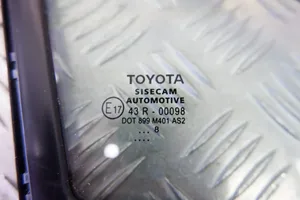 Toyota C-HR Vetro del deflettore della portiera anteriore - quattro porte 68215F4011