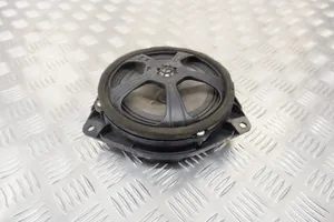 Lexus RX 330 - 350 - 400H Takaoven kaiutin 861600W570