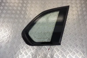 BMW X5 E70 Fenêtre latérale avant / vitre triangulaire 7207874