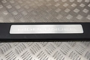 Toyota Highlander XU70 Listwa progowa przednia 679140E110