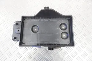 Mazda CX-5 Boîte de batterie KE7056041