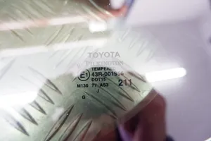 Toyota Highlander XU70 Galinis šoninis kėbulo stiklas 627200E211