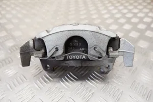 Toyota Yaris XP210 Pinza del freno anteriore 47721K0040