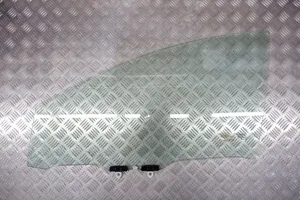 Toyota Yaris XP210 Pagrindinis priekinių durų stiklas (keturdurio) 68102K0010