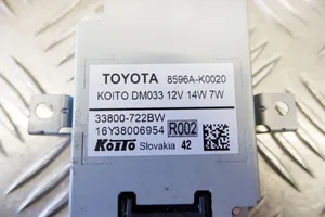 Toyota Yaris XP210 LED-liitäntälaitteen ohjausmoduuli 8596AK0020