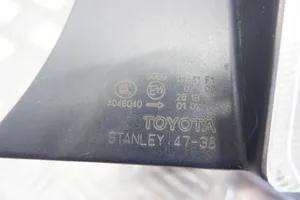 Toyota Prius (XW30) Lampa tylna 8155147130