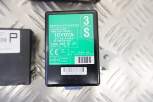 Toyota Prius (XW30) Kit calculateur ECU et verrouillage 8999047060