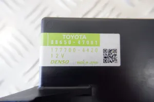 Toyota Prius (XW30) Kondicionieriaus valdymo blokas 8865047081