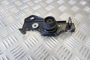 Toyota RAV 4 (XA40) Staffa del pannello di supporto del radiatore 1653426060