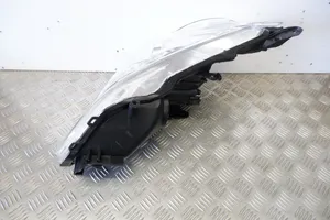 Toyota Prius+ (ZVW40) Lampa przednia 8114047680