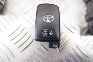 Toyota Prius+ (ZVW40) Juego de cerradura y set ECU del motor 8999047310