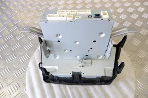 Toyota Prius+ (ZVW40) Radio/CD/DVD/GPS-pääyksikkö 8614047221