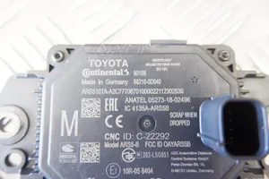 Toyota Yaris XP210 Sensor de radar Distronic 882100D040