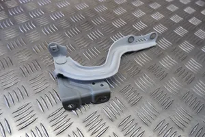 Toyota Yaris XP210 Engine bonnet/hood hinges 53420K0020