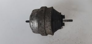 Audi A4 S4 B5 8D Supporto di montaggio del motore 8D0199379G