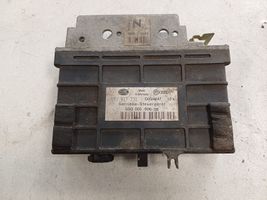 Audi 100 S4 C4 Module de contrôle de boîte de vitesses ECU 097927731