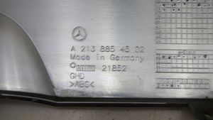 Mercedes-Benz E W213 Apdailinė galinio bamperio juosta 2138854502