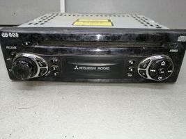 Mitsubishi Space Star Radio/CD/DVD/GPS head unit MZ312637
