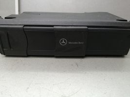 Mercedes-Benz C W203 CD/DVD keitiklis A2038209089