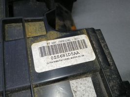 Dodge Grand Caravan Tylny uchwyt na kubek tunelu środkowego 0ZS681D5AA