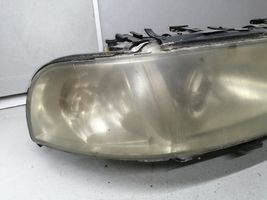 Audi A8 S8 D2 4D Lampa przednia 